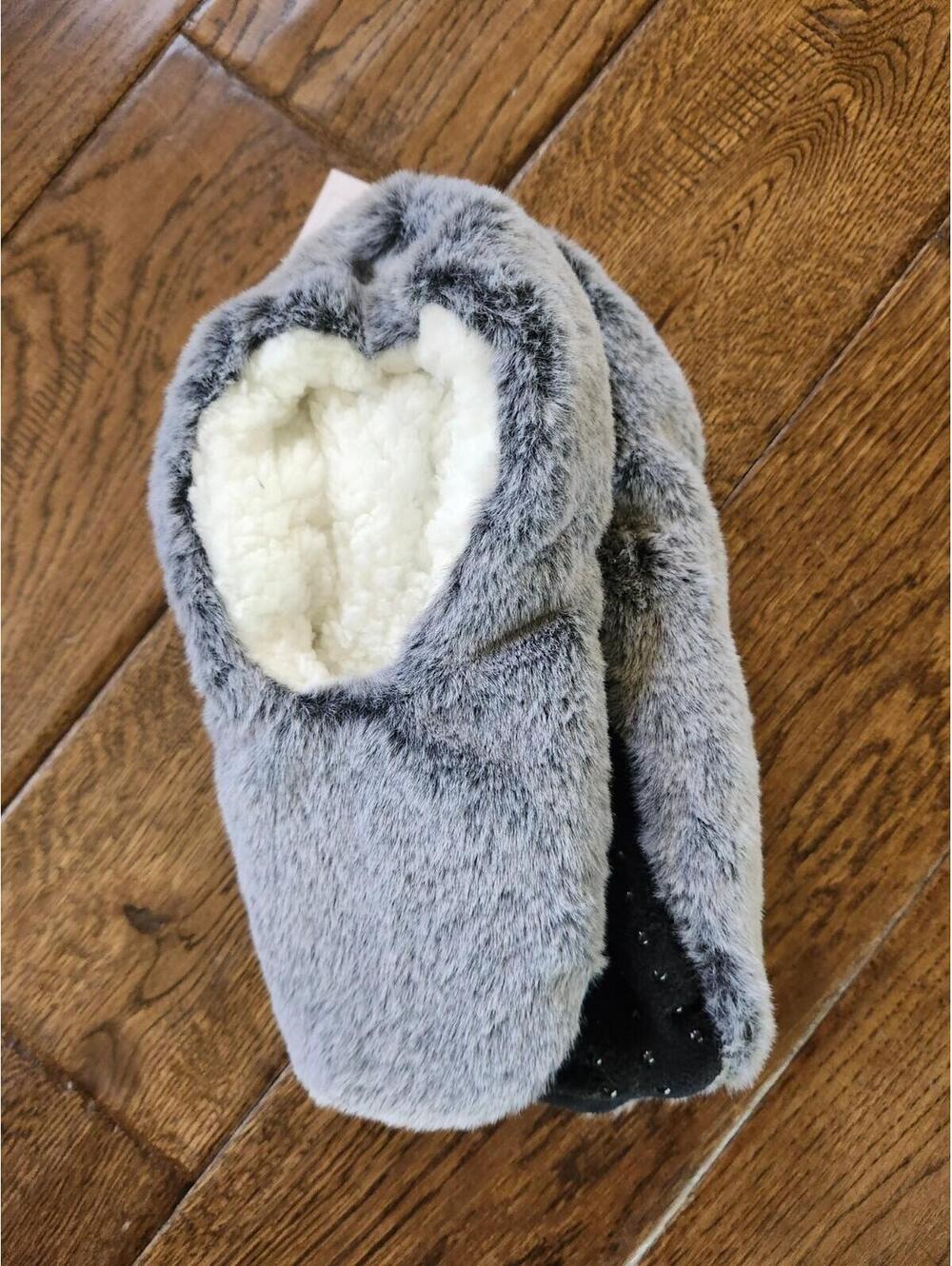 Auden Gray Faux-Fur Slipper Socks With Gripper Bottom - Women's Size M/L (8-10)